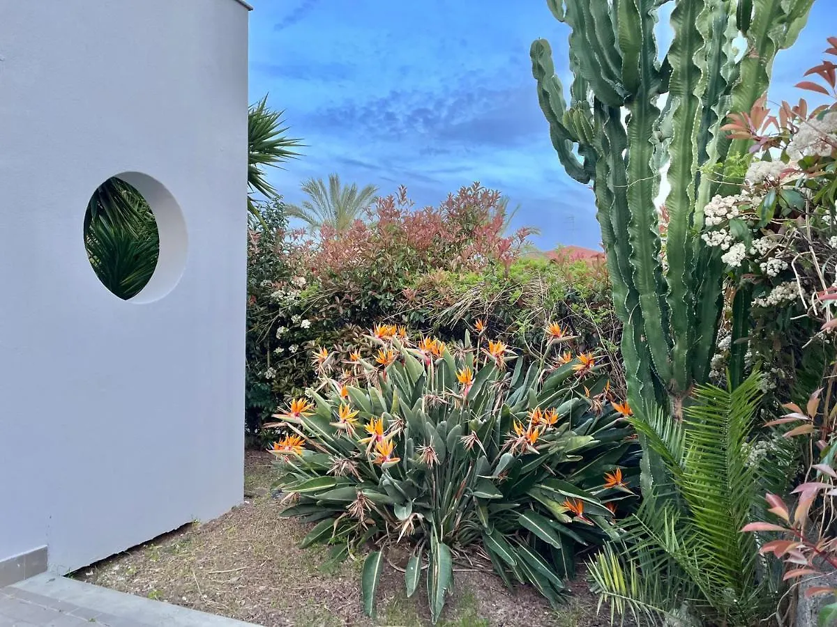 Casa Vacanza Carly Loano Ferienhaus
